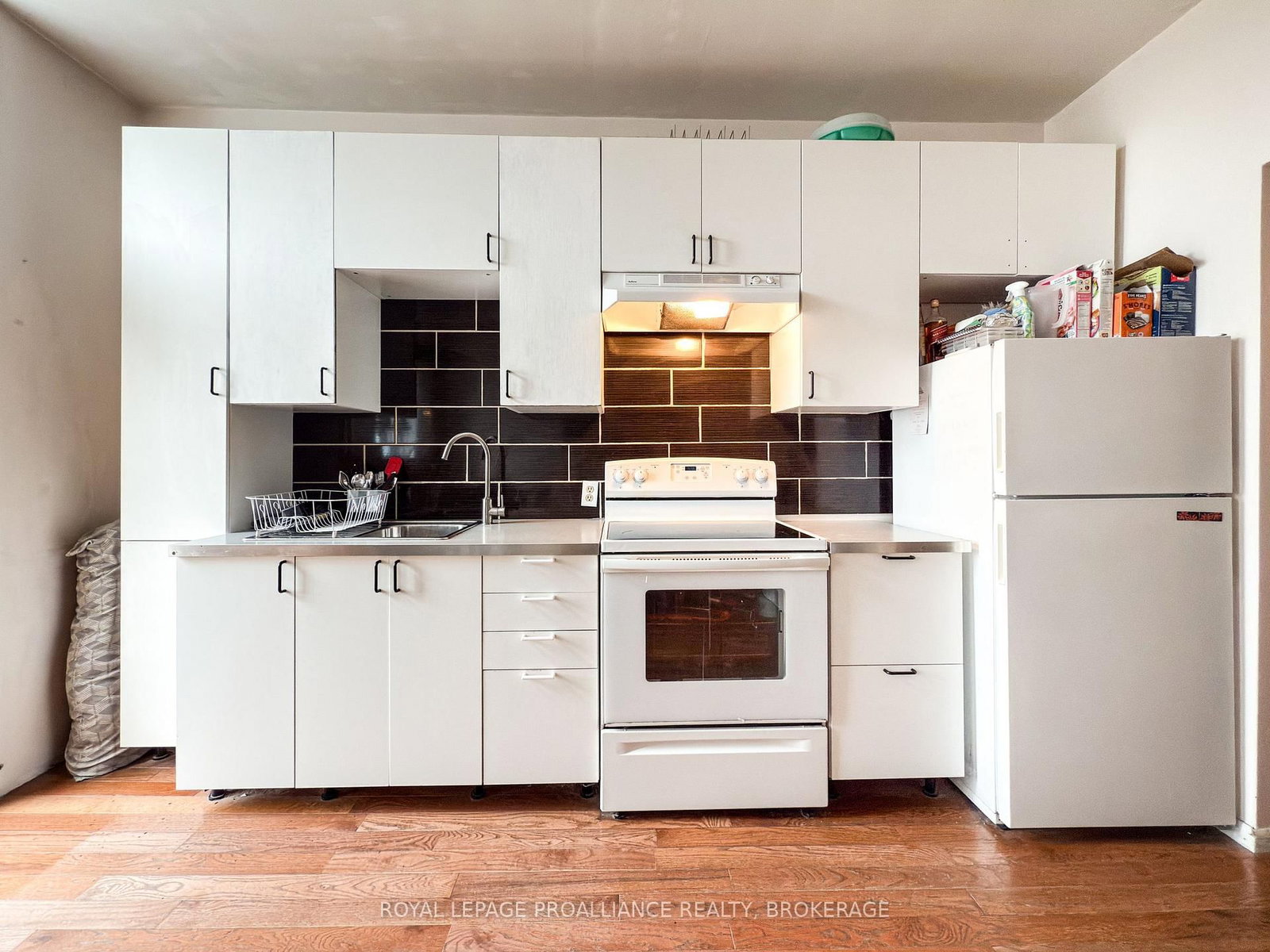 48 Dundas Street E - Photo 11