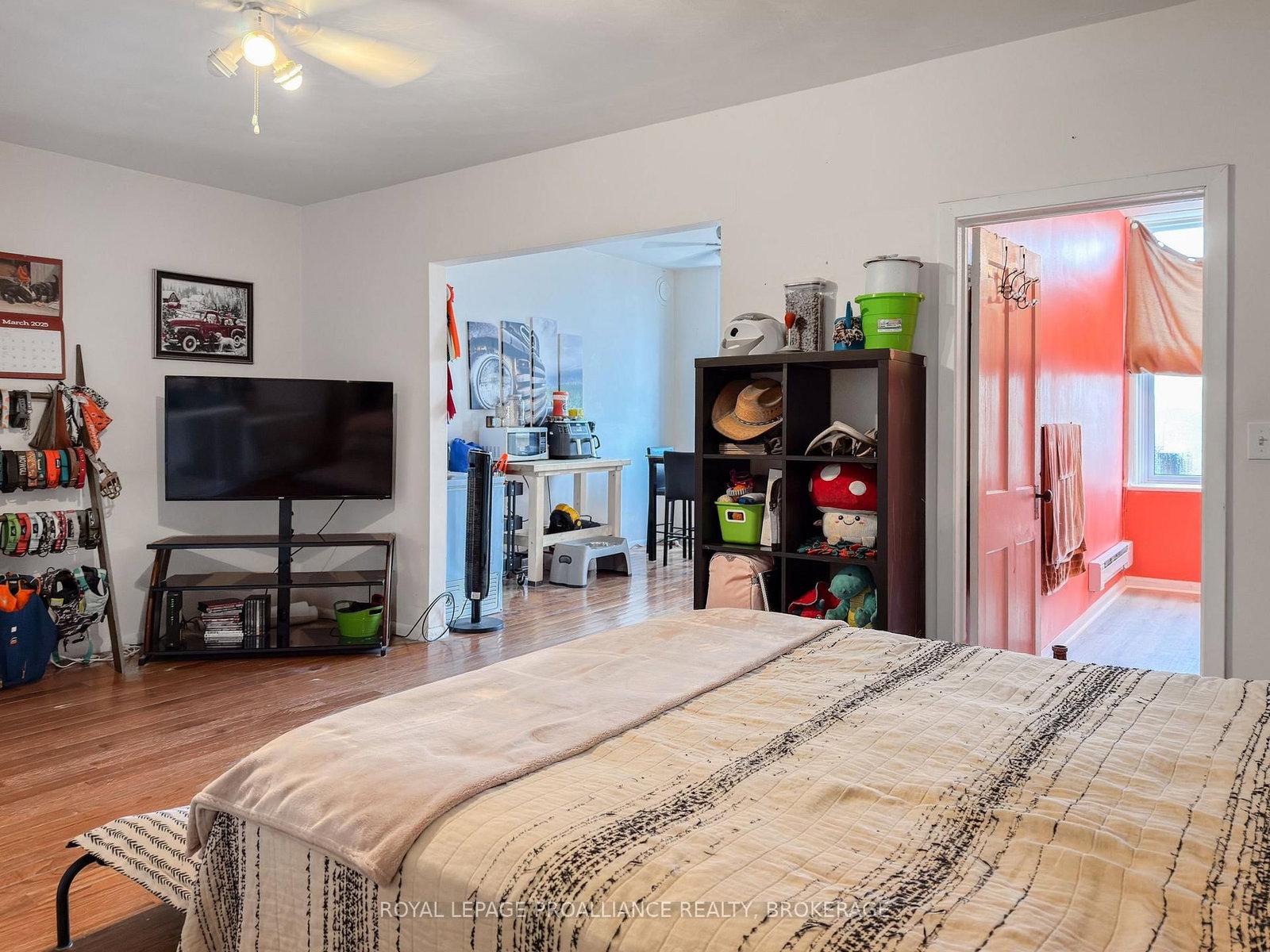 48 Dundas Street E - Photo 14