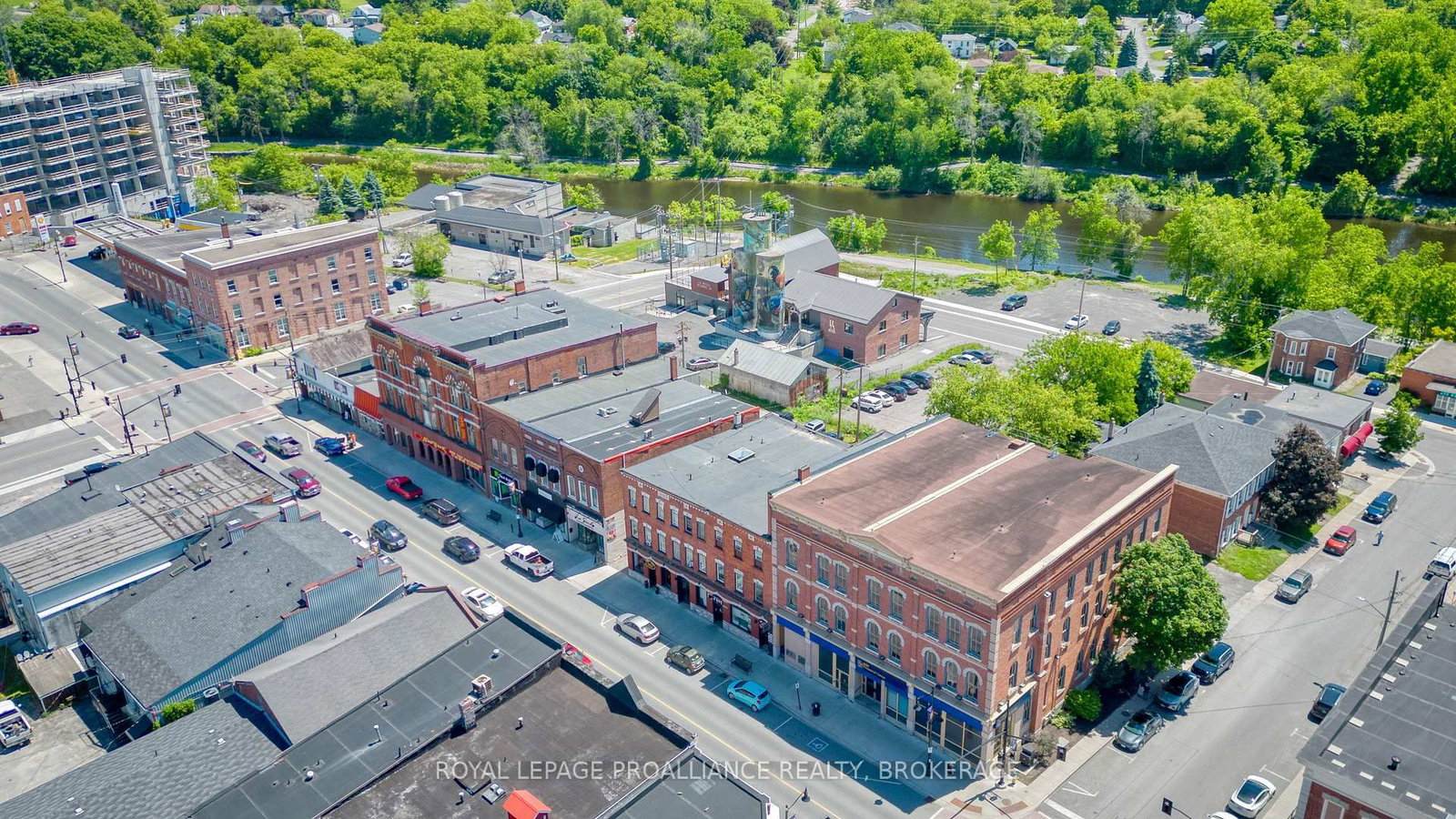 48 Dundas Street E - Photo 27