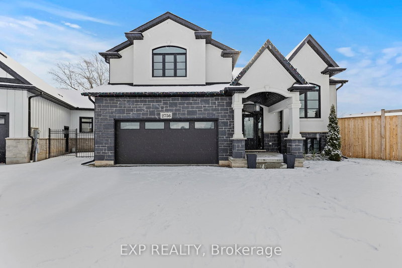 2756 Arrowsmith Crt, Fort Erie, L0S 1S0 | Image 2
