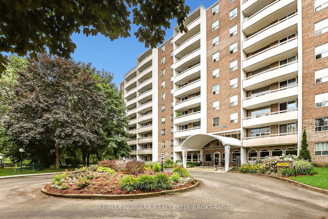 1003 - 365 Geneva Street