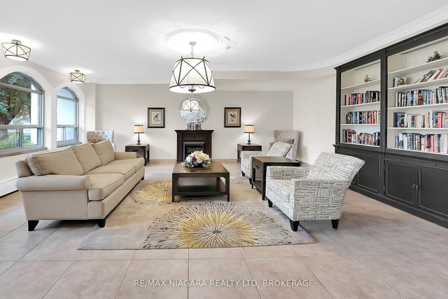 1003 - 365 Geneva Street