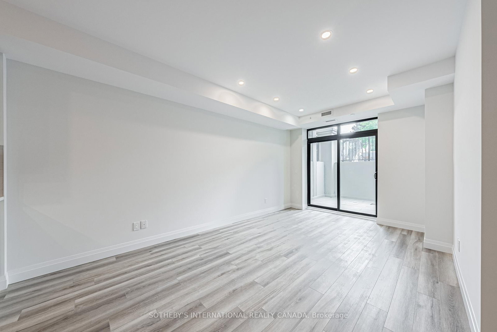 Condo for sale at 103-153 Wilson Avenue, Hamilton, Ontario, L9G 1N4 - Ancaster - MLS: X12716562