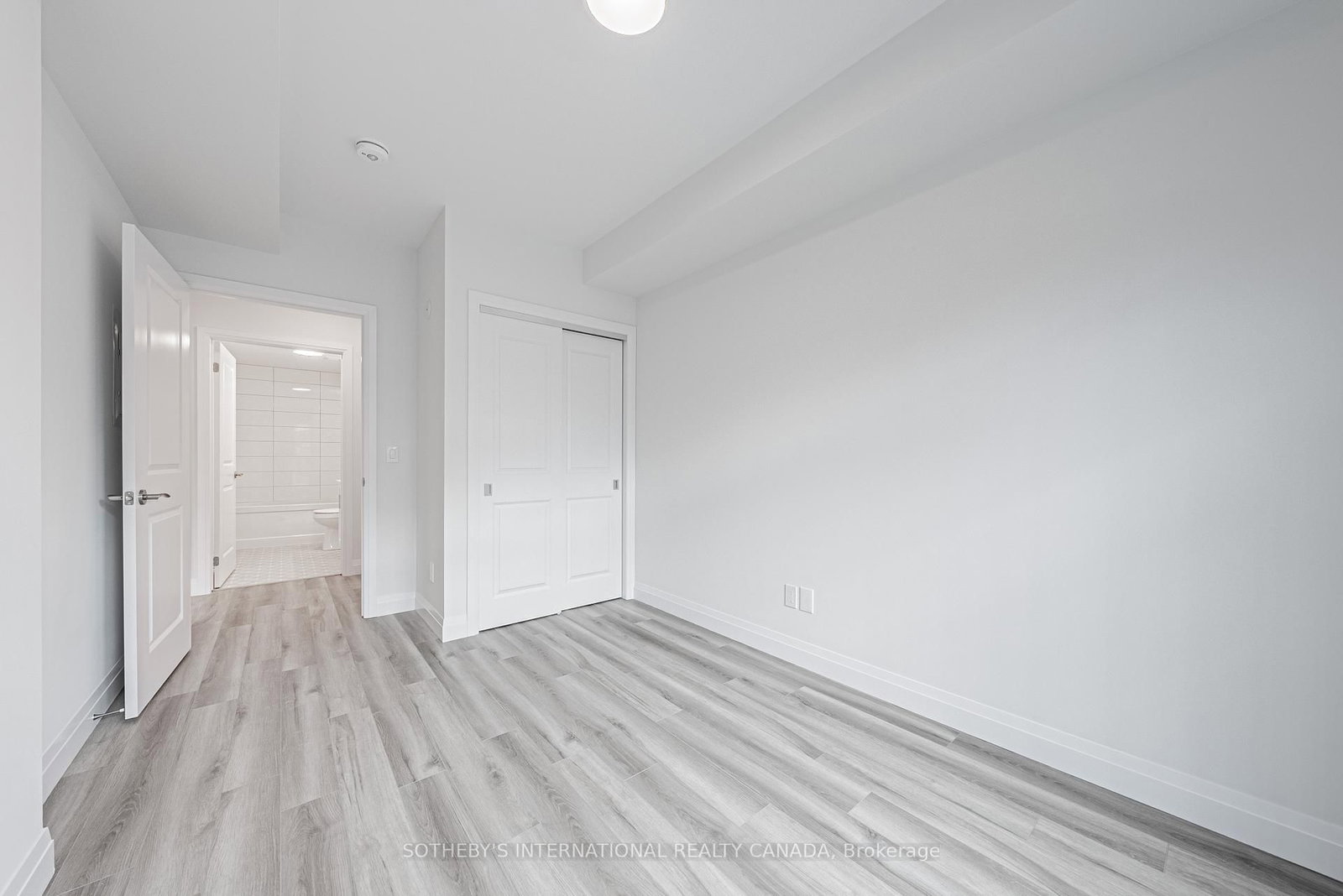 Condo for sale at 103-153 Wilson Avenue, Hamilton, Ontario, L9G 1N4 - Ancaster - MLS: X12716562