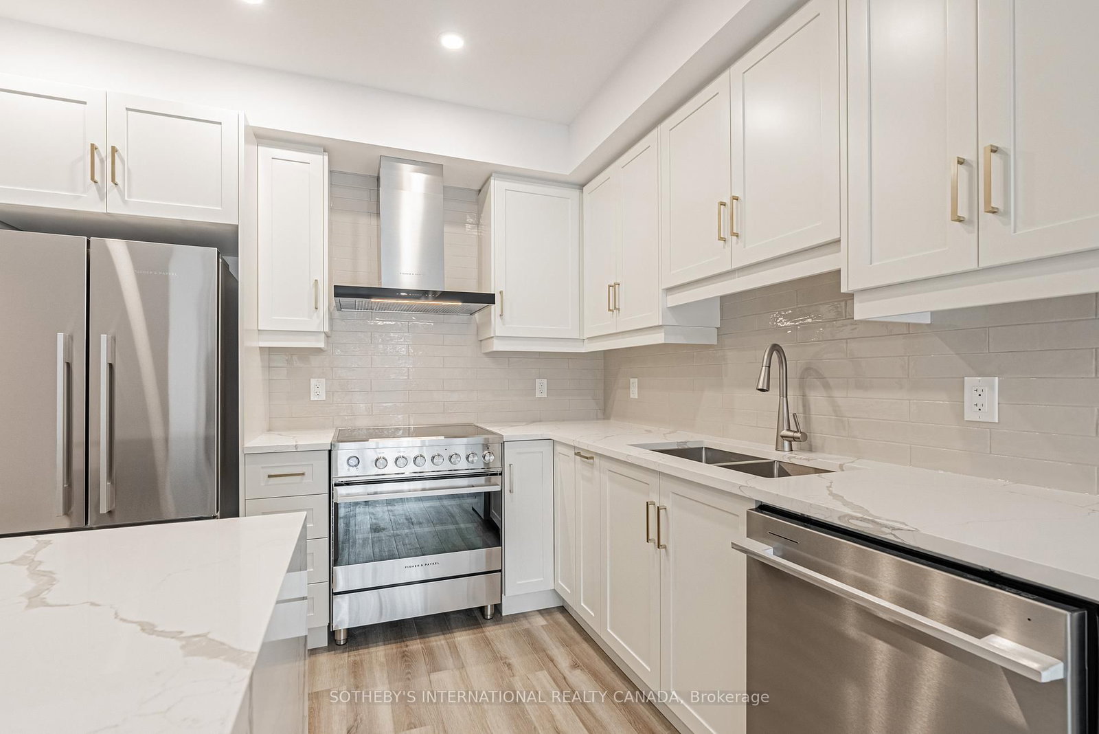 Condo for sale at 103-153 Wilson Avenue, Hamilton, Ontario, L9G 1N4 - Ancaster - MLS: X12716562