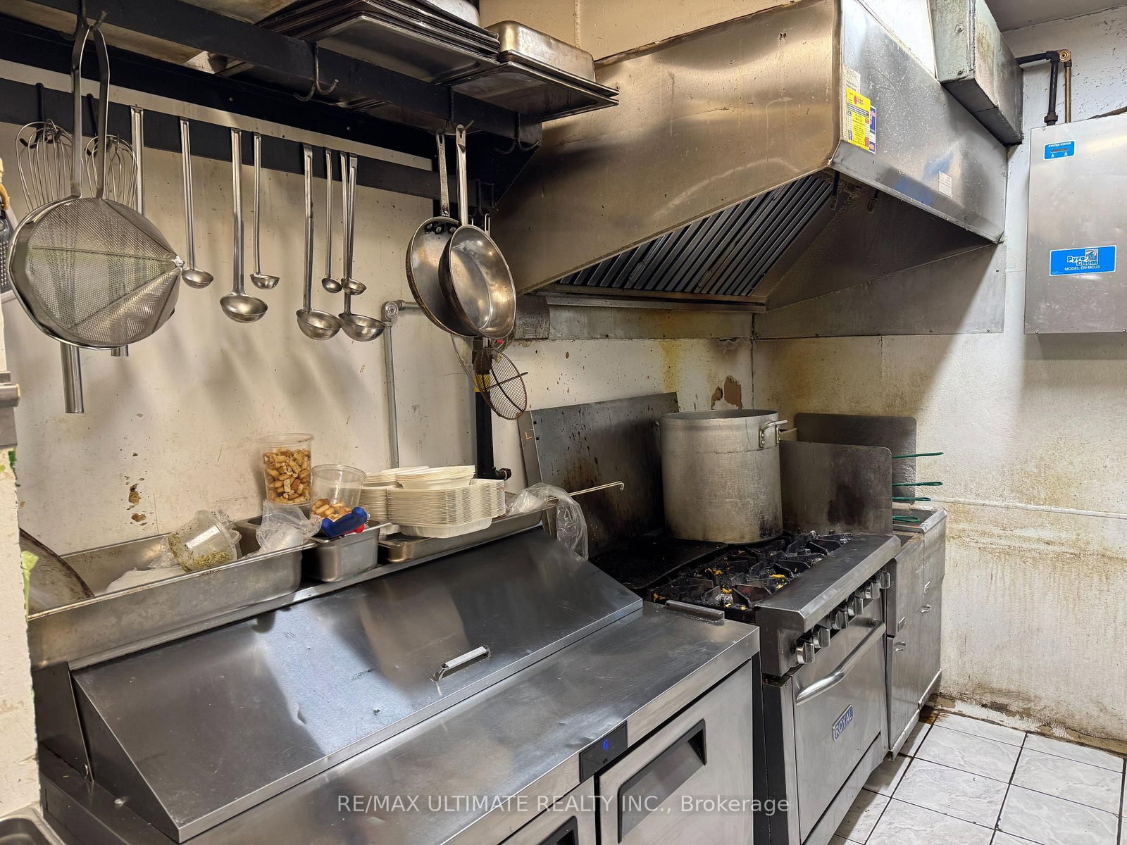 274 James Street N - Photo 6