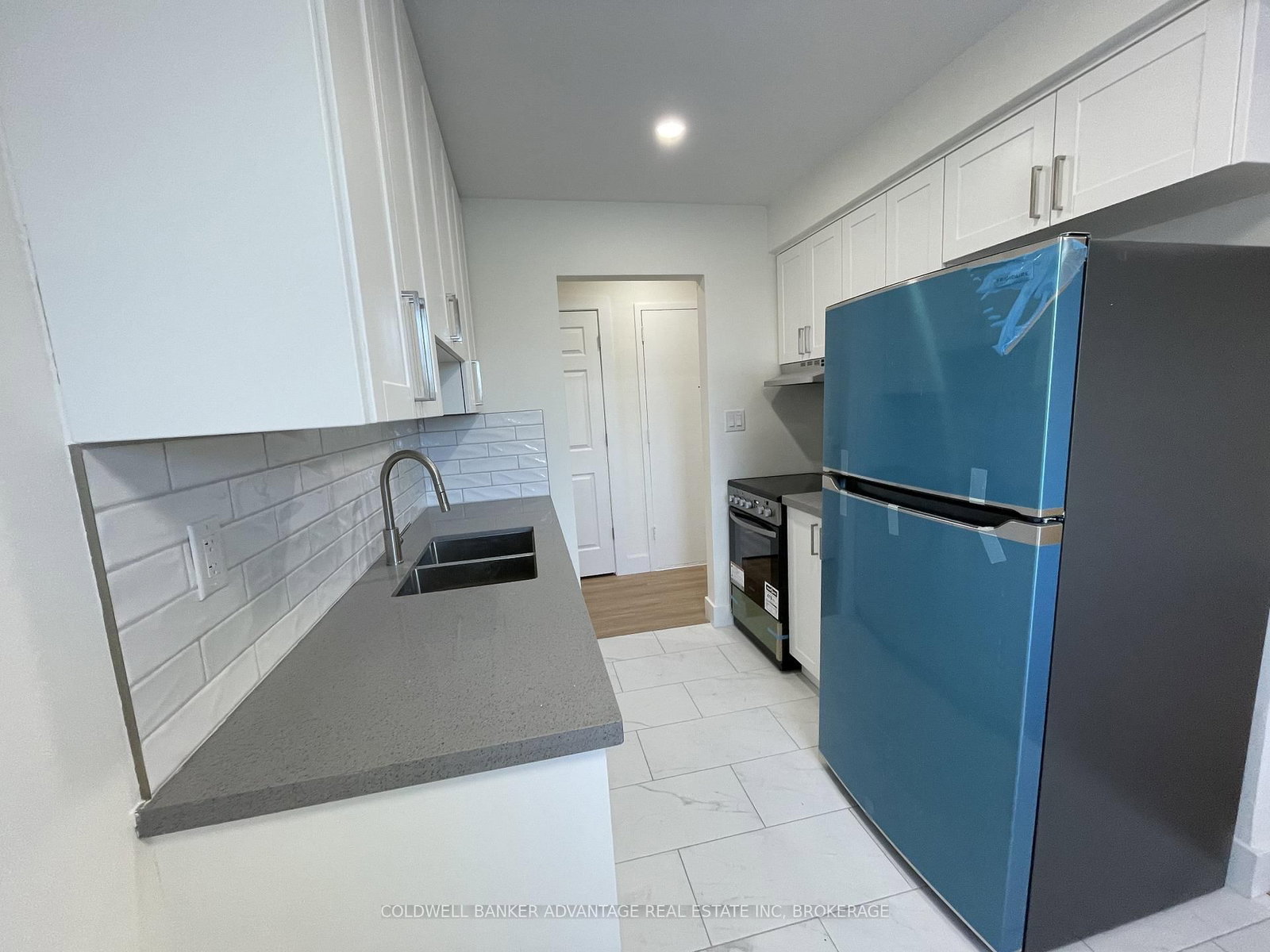 136 Wilton Avenue, Unit 6 - Photo 4