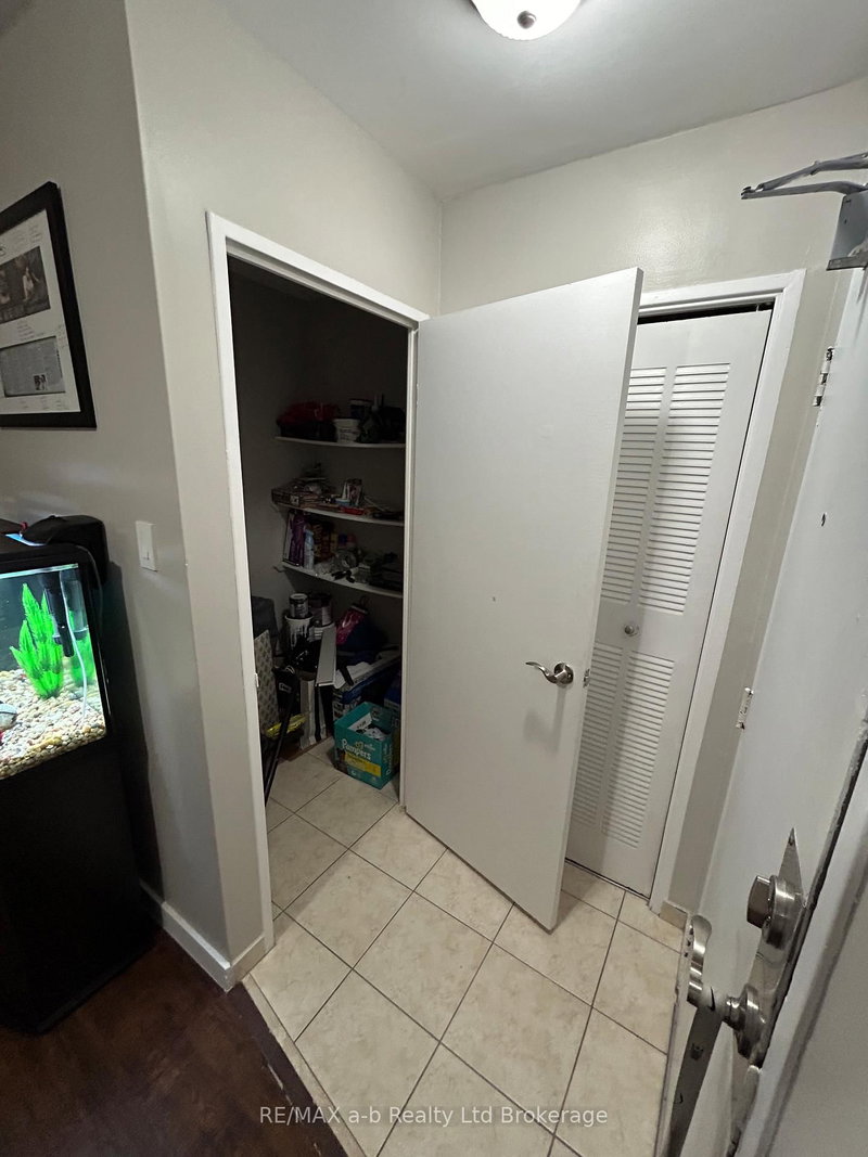 501 - 583 Mornington Ave, London East, N5Y 3E9 | Image 2