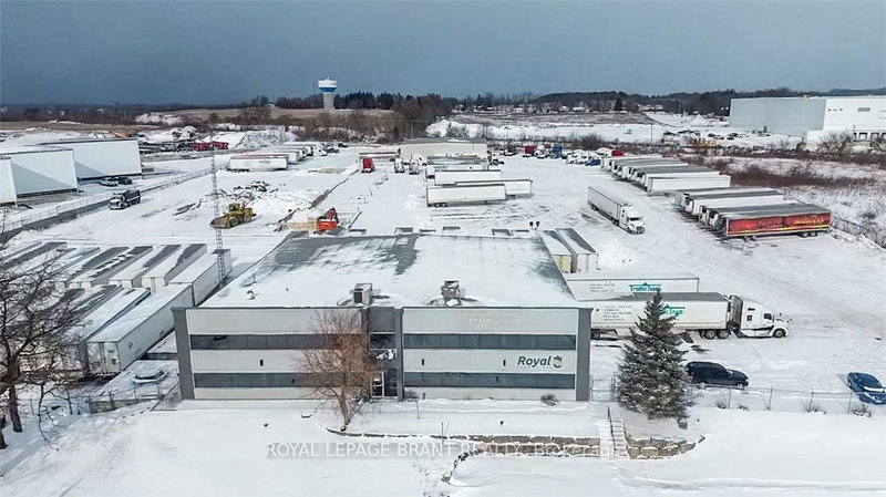 35 Sharp Rd, Brantford, N3T 5L8 | Image 2