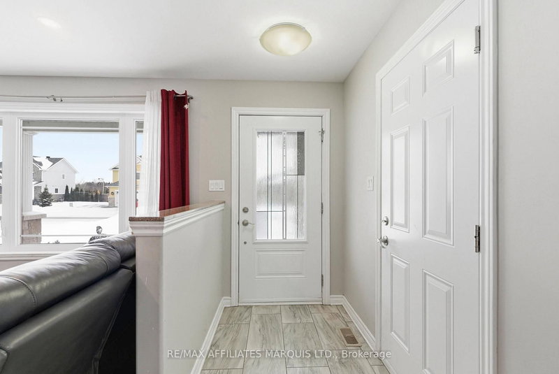 50 Jim Brownell Blvd, South Stormont, K0C 1P0 | Image 2