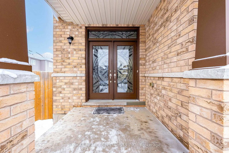 501 Dunlop Crt, Woodstock, N4T 0H1 | Image 3