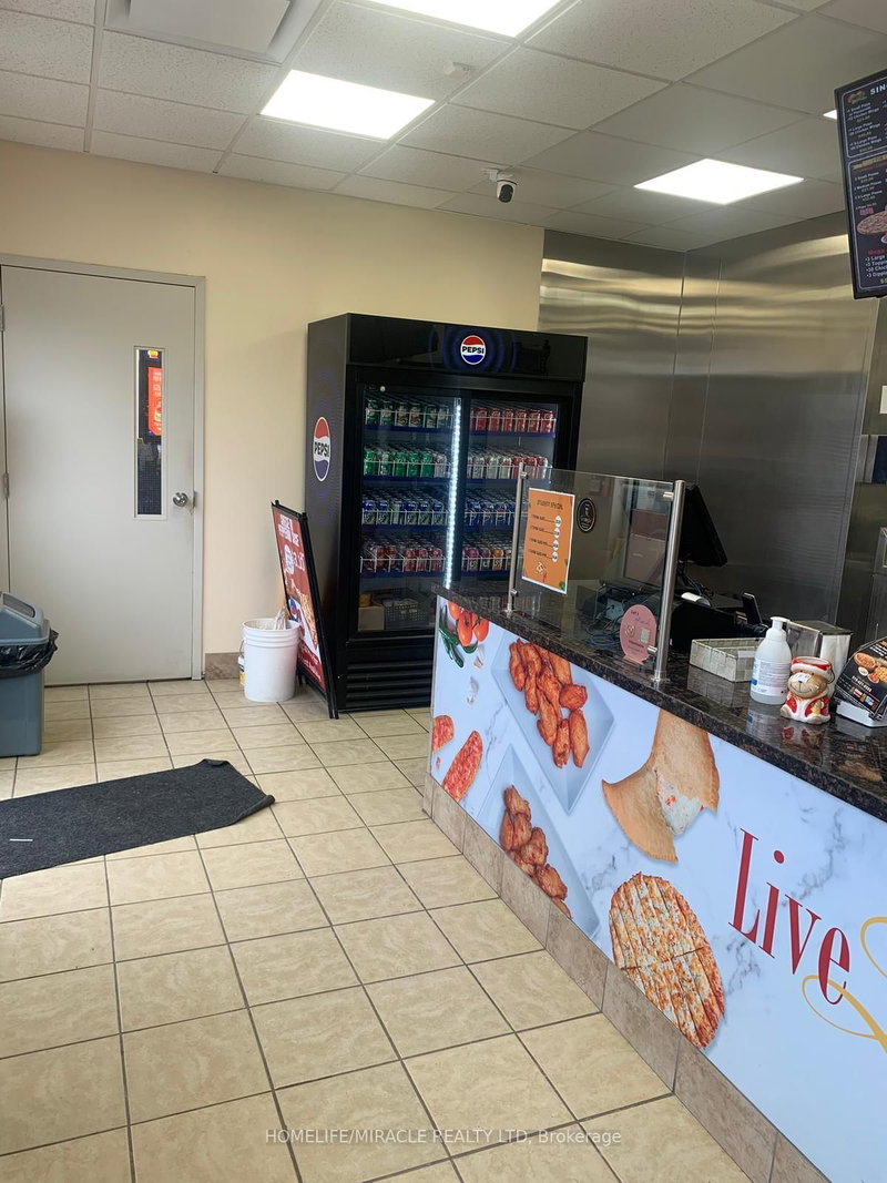 379 Norwich Ave, Woodstock, N4S 3W4 | Image 3