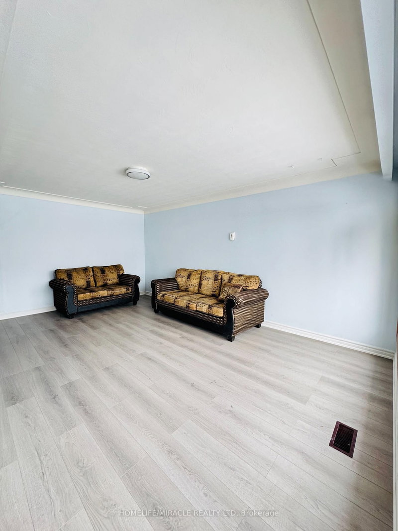 20 Terrace Dr, Hamilton, L9A 2Y6 | Image 3