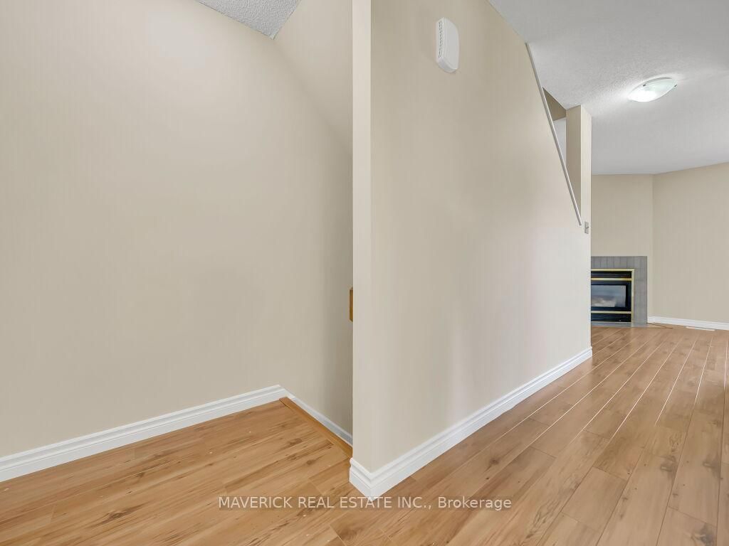 Townhouse for sale at 49-536 Third Street, London East, Ontario, N5V 4R5 - East H - MLS: X12719306