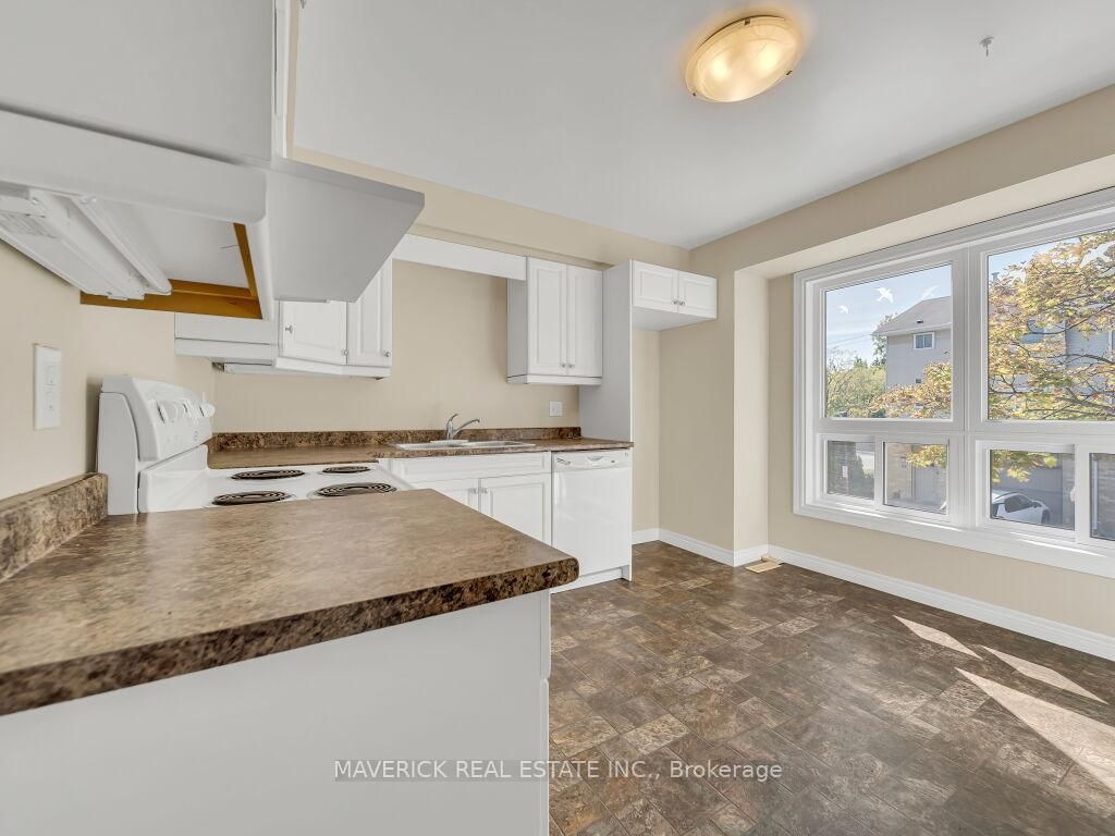 Townhouse for sale at 49-536 Third Street, London East, Ontario, N5V 4R5 - East H - MLS: X12719306