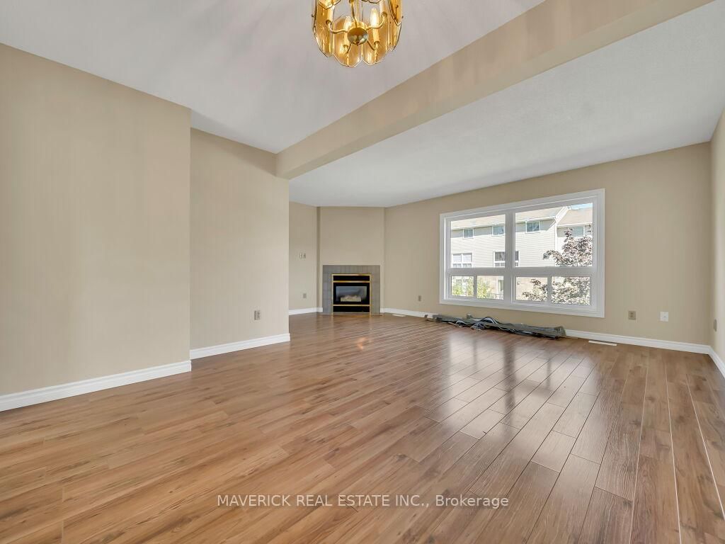 Townhouse for sale at 49-536 Third Street, London East, Ontario, N5V 4R5 - East H - MLS: X12719306