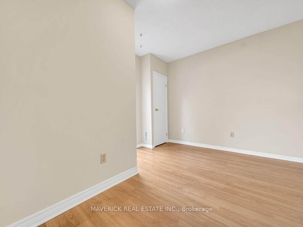 Townhouse for sale at 49-536 Third Street, London East, Ontario, N5V 4R5 - East H - MLS: X12719306