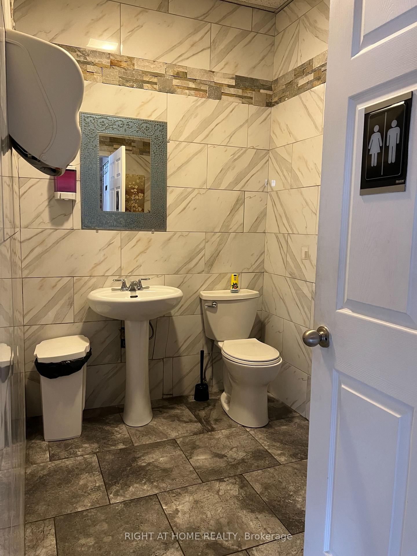 543 Speedvale Avenue E - Photo 16