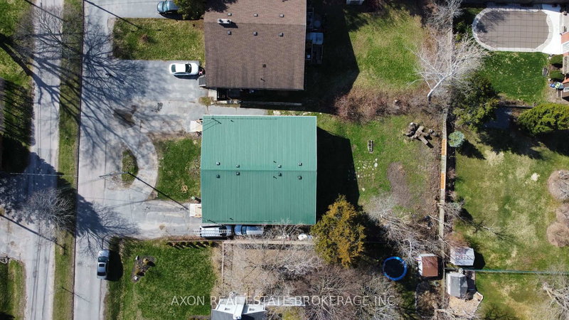 31 Montgomery Blvd, Kingston, K7M 3N7 | Image 3