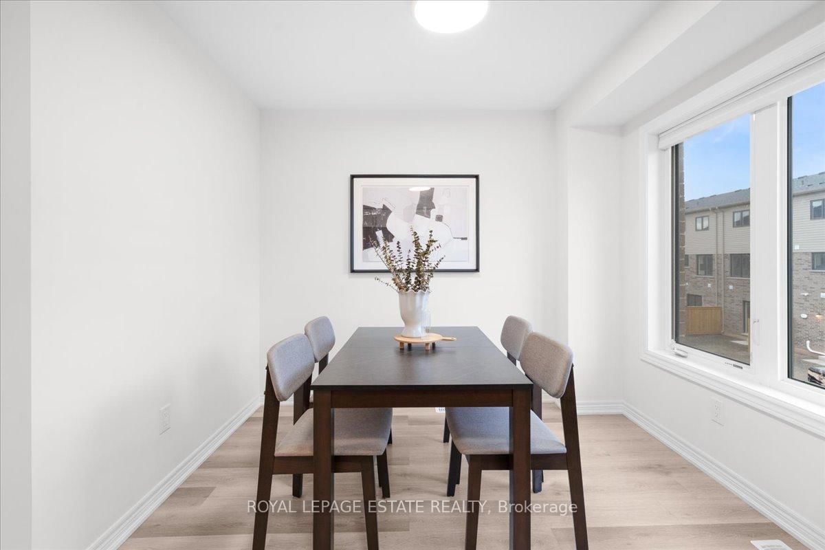 Townhouse for sale at 39 Radison Lane, Hamilton, Ontario, L8H 0B5 - McQuesten - MLS: X12720044