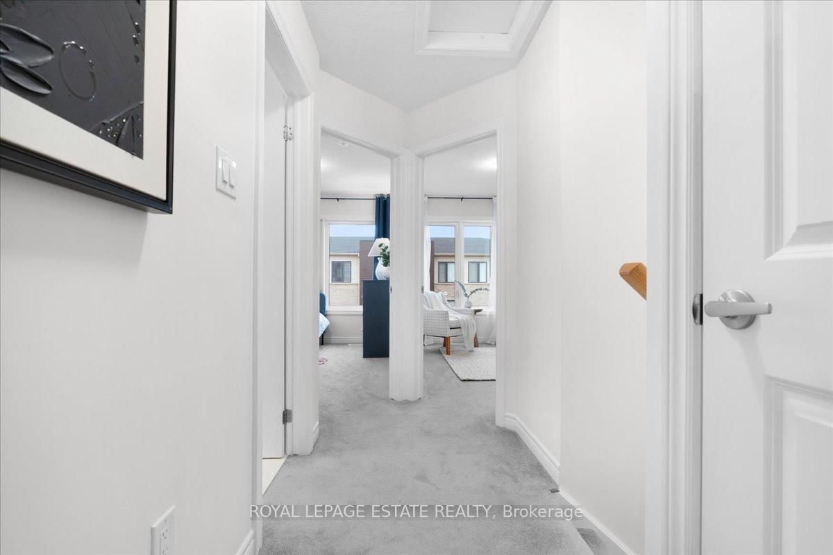 Townhouse for sale at 39 Radison Lane, Hamilton, Ontario, L8H 0B5 - McQuesten - MLS: X12720044