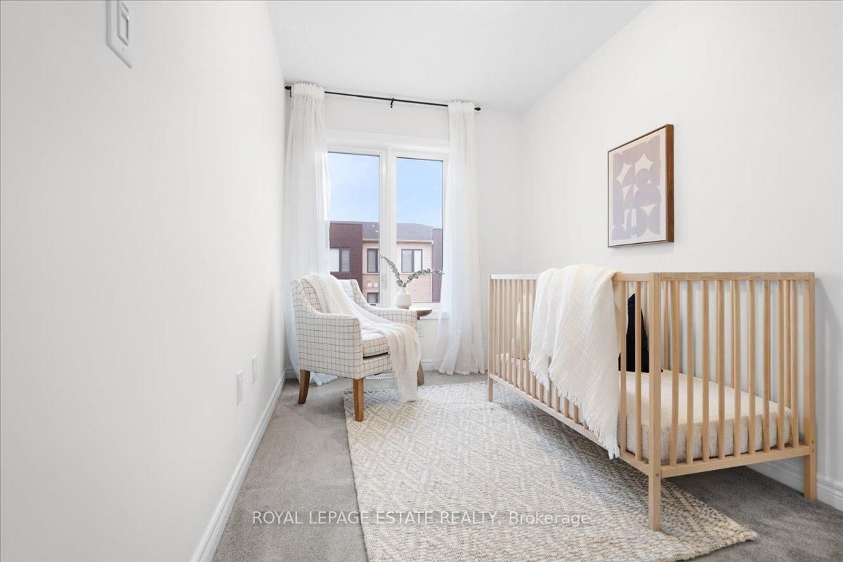 Townhouse for sale at 39 Radison Lane, Hamilton, Ontario, L8H 0B5 - McQuesten - MLS: X12720044