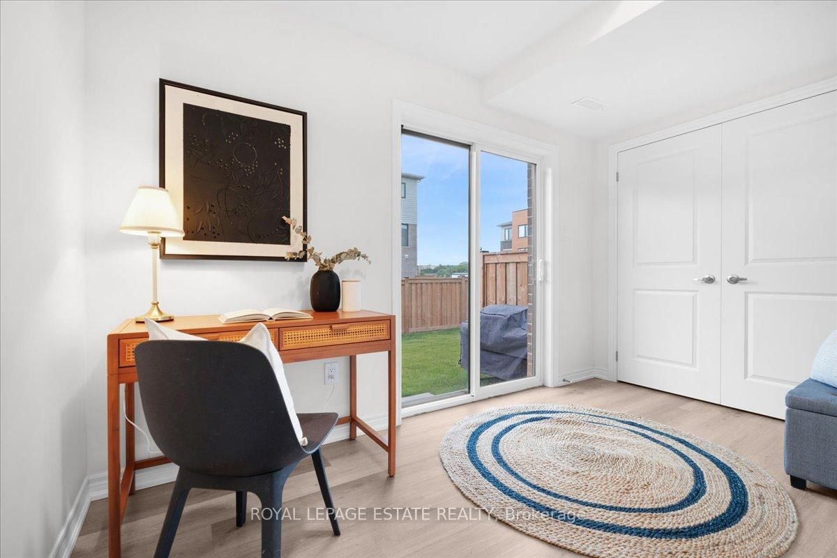 Townhouse for sale at 39 Radison Lane, Hamilton, Ontario, L8H 0B5 - McQuesten - MLS: X12720044