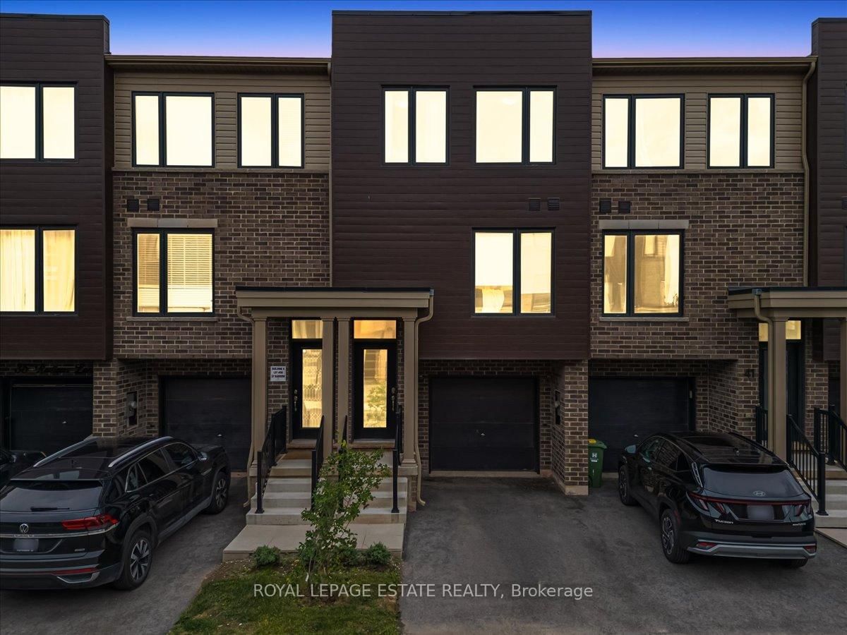Townhouse for sale at 39 Radison Lane, Hamilton, Ontario, L8H 0B5 - McQuesten - MLS: X12720044