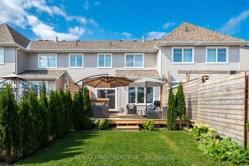 913 Stonewalk Dr, Kingston, K7K 0G9 | Image 2