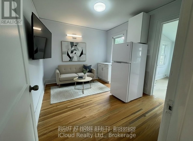 2 - 1395 Dougall Ave, Windsor, N8X 1R6 | Image 2