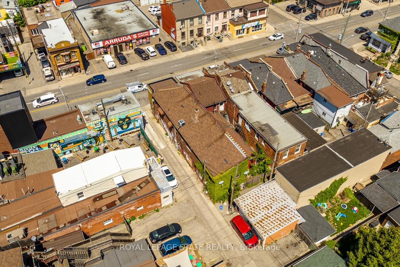 18 Barton Street E - Photo 11