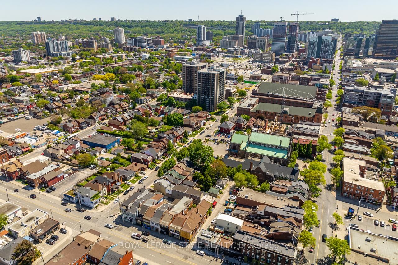 18 Barton Street E - Photo 16