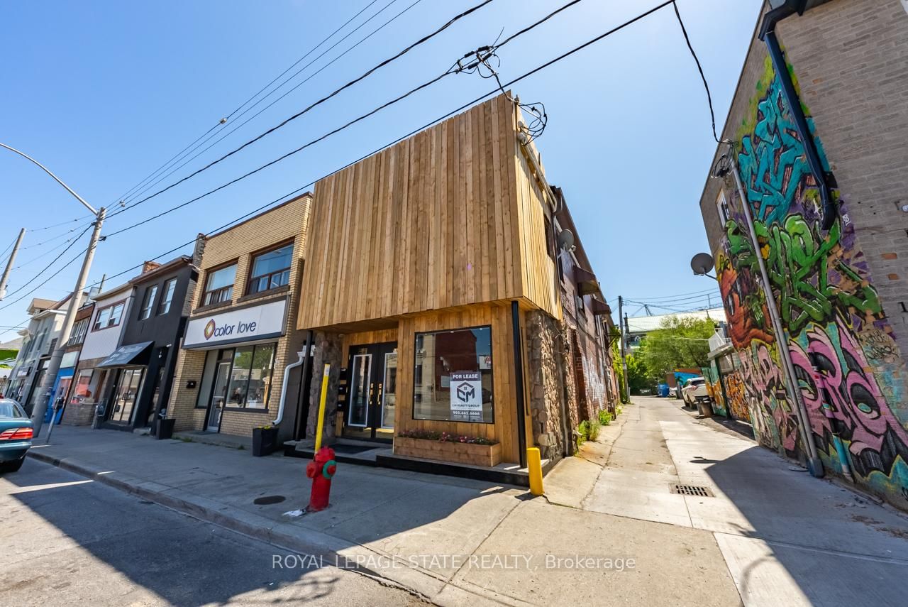 18 Barton Street E - Photo 4