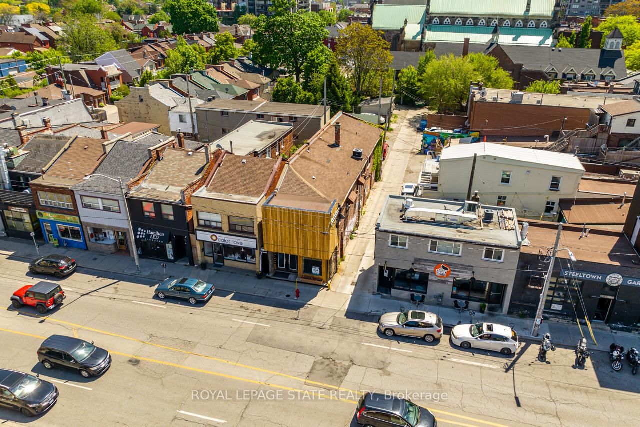 18 Barton Street E - Photo 9