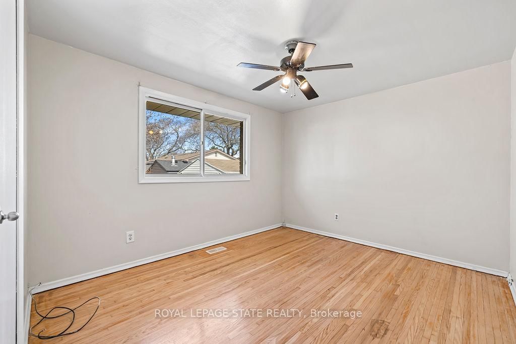 Detached House for sale at 78 Cromwell Crescent, Hamilton, Ontario, L8G 2G2 - Greenford - MLS: X12720388