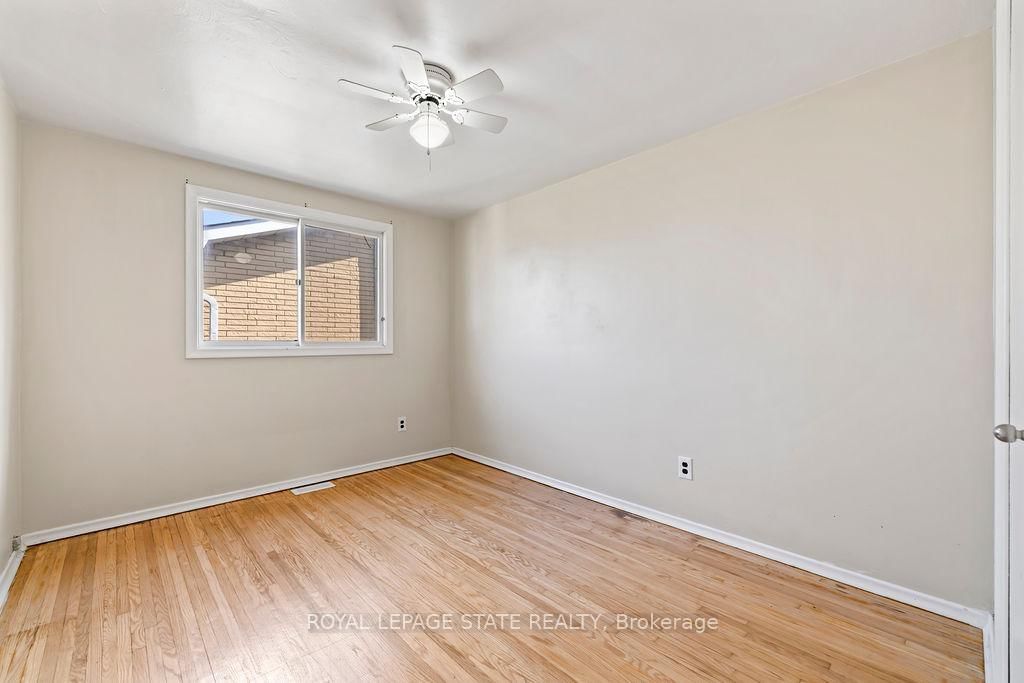 Detached House for sale at 78 Cromwell Crescent, Hamilton, Ontario, L8G 2G2 - Greenford - MLS: X12720388