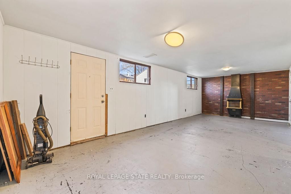 Detached House for sale at 78 Cromwell Crescent, Hamilton, Ontario, L8G 2G2 - Greenford - MLS: X12720388