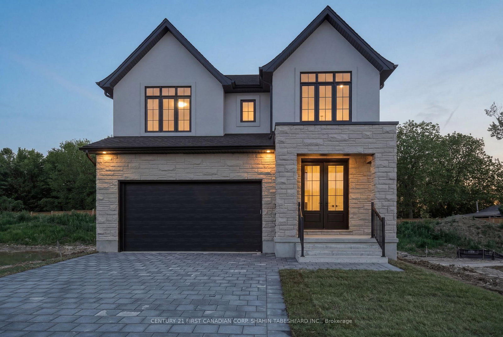 2790 Aurum Road, London South