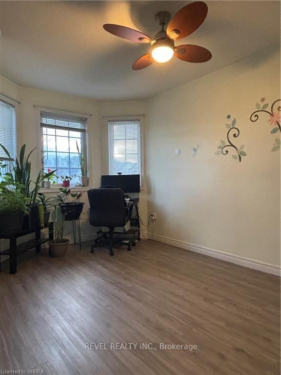 Detached House for sale at 252 Berry Street, Shelburne, Ontario, L9V 3E1 - Shelburne - MLS: X12720624