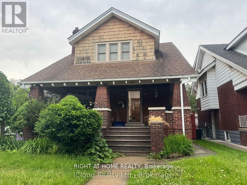 home for lease on Bsmnt-1395 Dougall Avenue