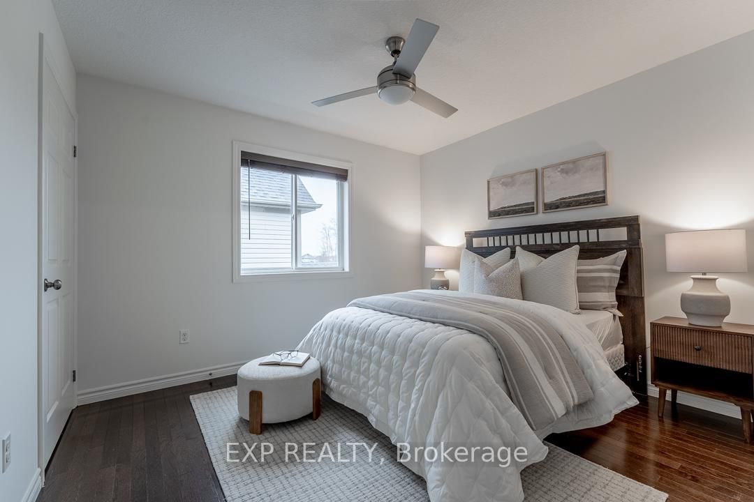 Detached House for sale at 919 FOXCREEK Road, London North, Ontario, N6G 0H1 - North S - MLS: X12720738