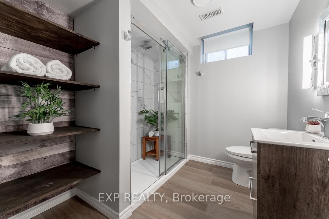 Detached House for sale at 919 FOXCREEK Road, London North, Ontario, N6G 0H1 - North S - MLS: X12720738