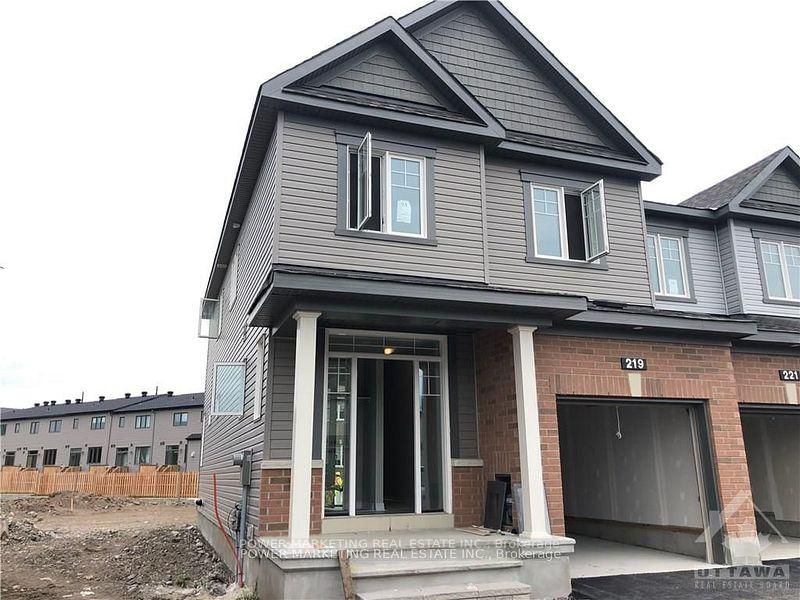 home for lease on 219 BANDELIER Way