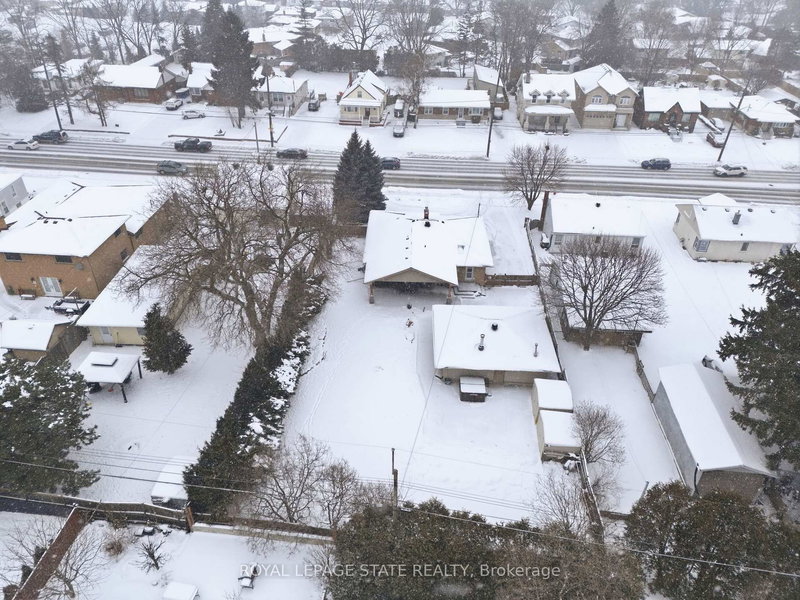 473 Mohawk Rd W, Hamilton, L9C 1X3 | Image 3