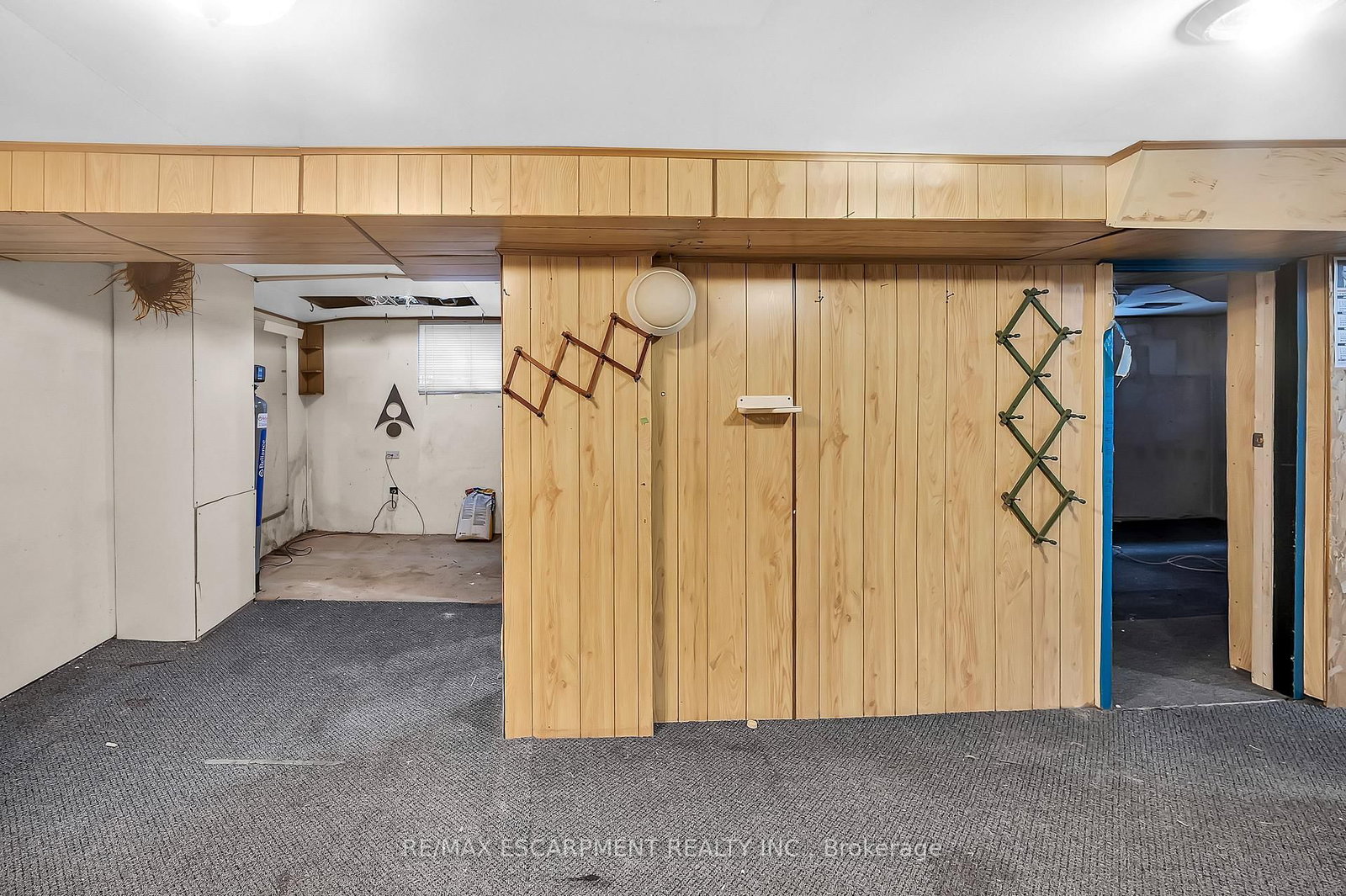 Detached House for sale at 1256 Cannon Street, Hamilton, Ontario, L8H 1V3 - Crown Point - MLS: X12721640