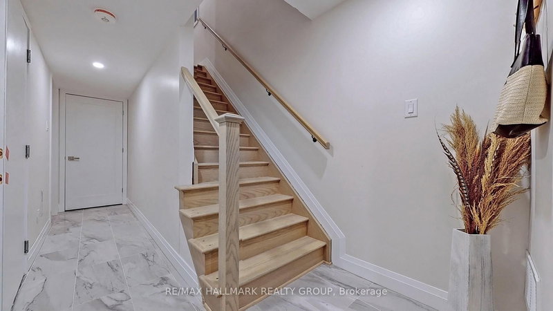 809 Star Private, Ottawa, K2L 1W2 | Image 3