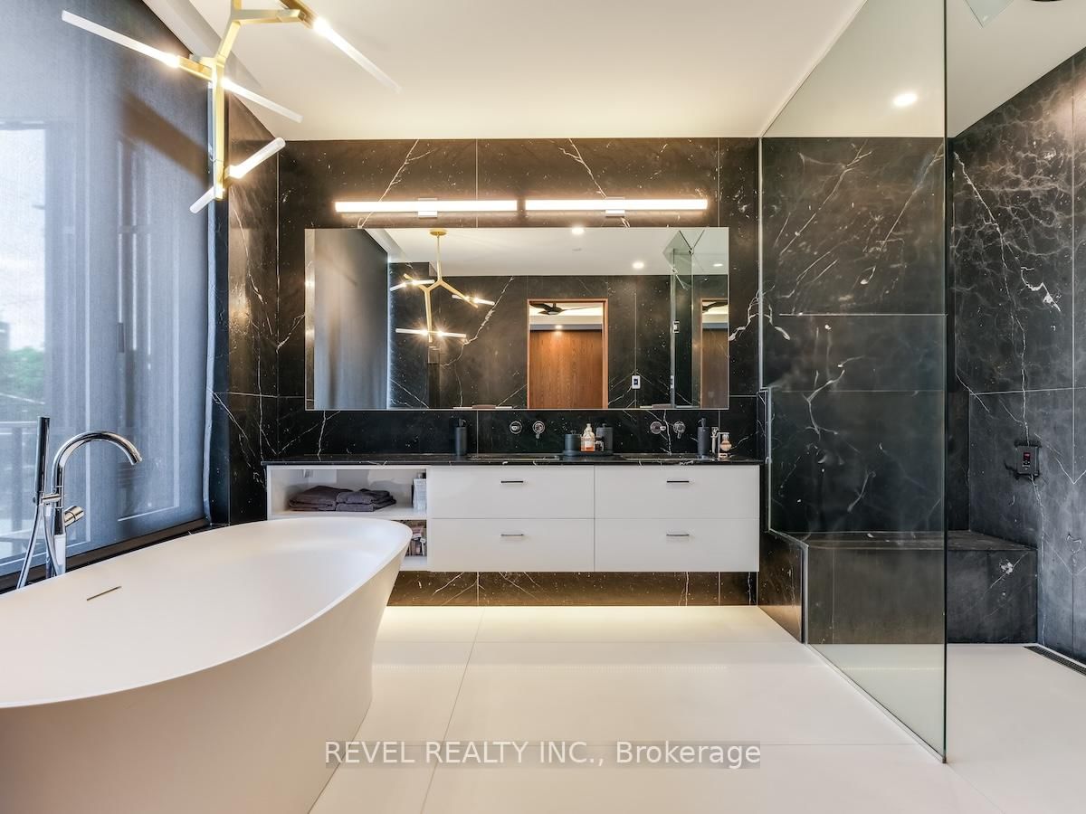 Condo for sale at 205-1 Fifth Avenue, Ottawa, Ontario, K1S 5W3 - Glebe - MLS: X12721676