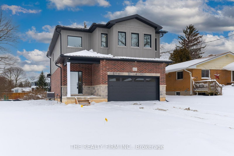 1037 Willow Dr W, London South, N6E 1P4 | Image 2