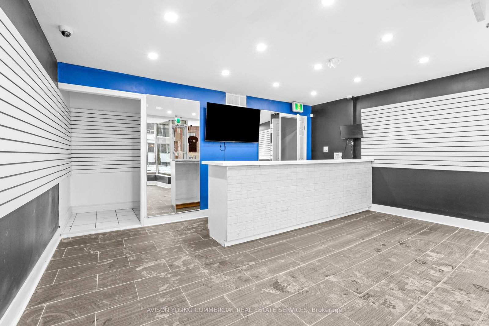 168 O'Connor Street - Photo 2