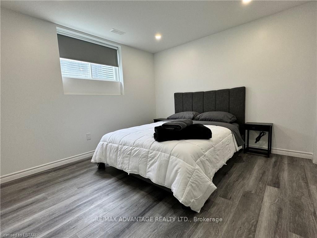 901 Lennon Way, Unit Lower - Photo 13